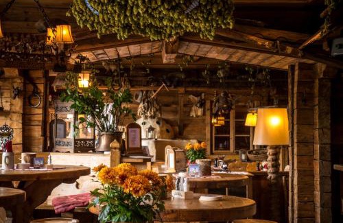 Munchen District Hotel | Hotel Almwirt