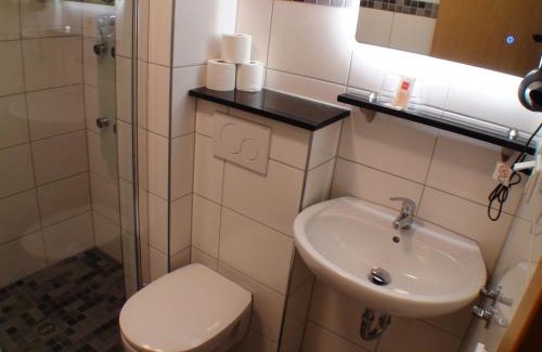 Marxloh Hotel | Hotel Am Kamin