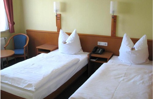 Hohenmoelsen Hotel | Hotel am Platz