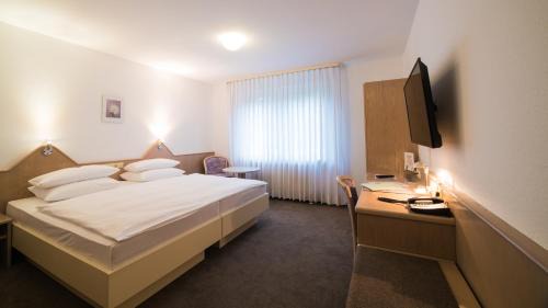 Freiberg am Neckar Hotel | Hotel am Wasen