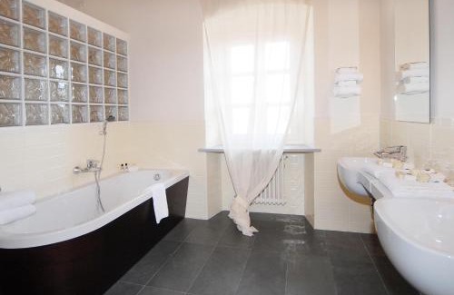 Saluzzo Hotel | Hotel Antico Podere Propano