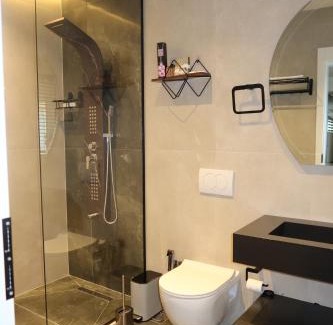 Mejë Hotel | Hotel Ari Gjakove