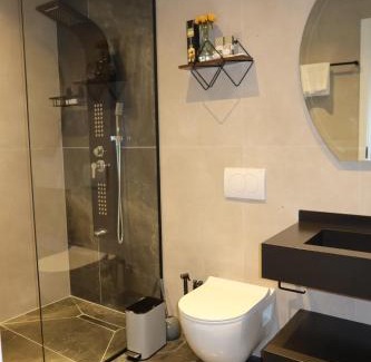 Mejë Hotel | Hotel Ari Gjakove