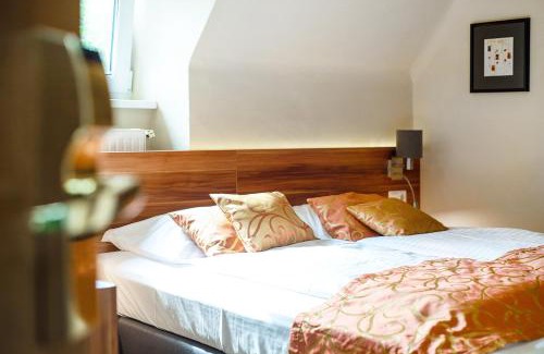Maxglan Hotel | Hotel Astoria
