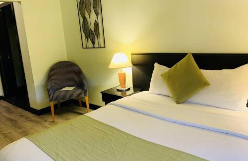 Grandview-Woodland Hotel | Hotel at the Waldorf