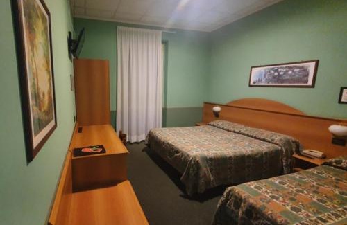 Baveno Hotel | Hotel Azalea
