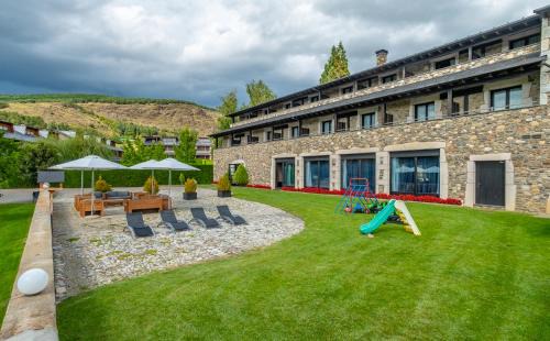 Llivia Hotel | Hotel Bernat de So