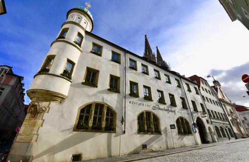 City Centre Regensburg Hotel | Hotel Bischofshof am Dom