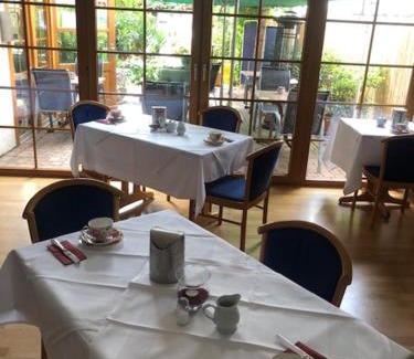 Opfingen Hotel | Hotel Blume