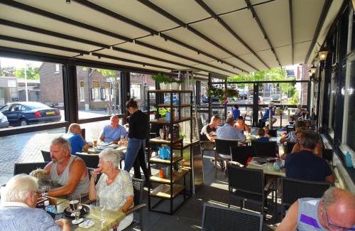 Wissenkerke Hotel | Hotel Café Restaurant "De Kroon"