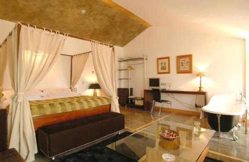 Ampudia Hotel | Hotel Casa del Abad