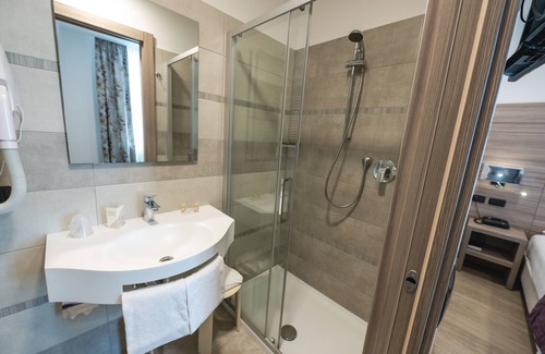 Varazze Hotel | Hotel Coccodrillo