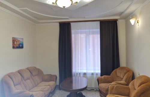 Ternopil Hotel | Hotel Complex Uhnovych