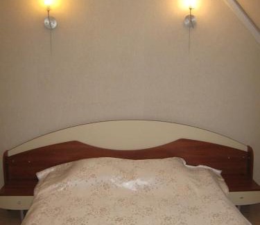 Svyatoshyns'kyi District Hotel | Hotel Complex Verhovina
