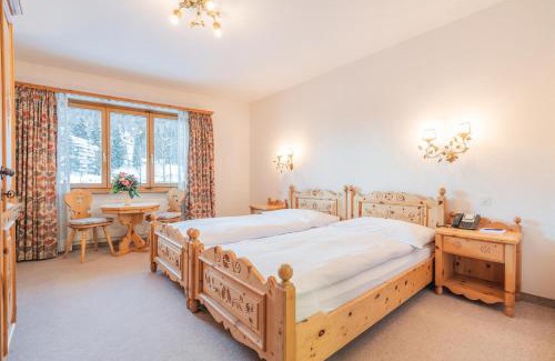 Sankt Moritz-Bad Hotel | Hotel Corvatsch - Web Check-in