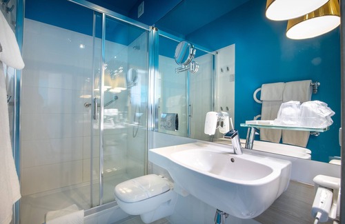 Osiedle Centrum Hotel | Hotel Cristal