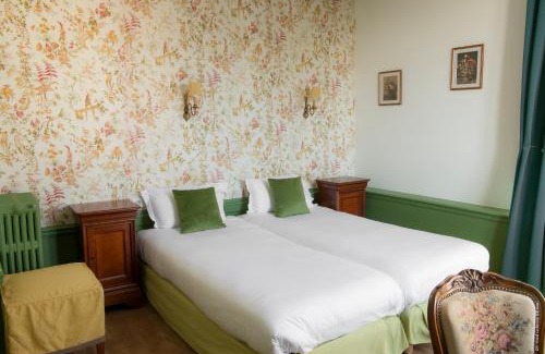 Saint-Martin-du-Littoral Hotel | Hotel de Charme La Bonne Adresse - Logis hotels