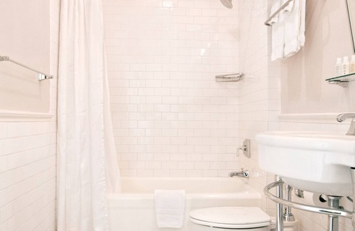 Goose Hollow Hotel | Hotel deLuxe