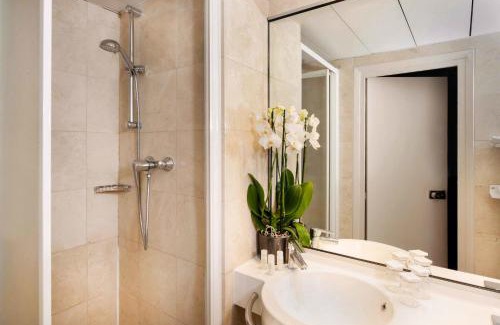 Les Iles Hotel | Hotel des Deux-Iles - Notre-Dame