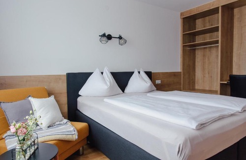 Schallmoos Hotel | Hotel Drei Kreuz - Self Check In