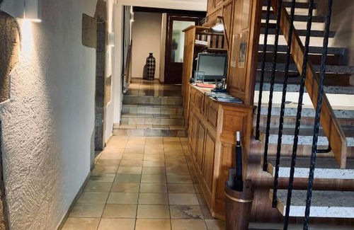 Nods Hotel | Hotel du Cheval Blanc