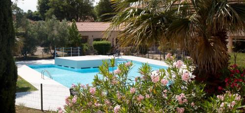 Banyuls-dels-Aspres Hotel | Hotel Du Village Catalan