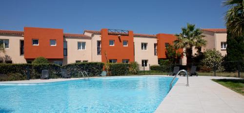 Banyuls-dels-Aspres Hotel | Hotel Du Village Catalan