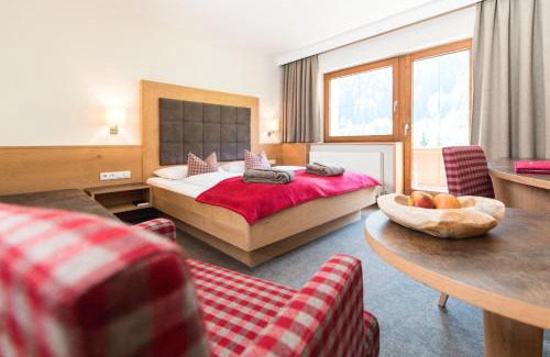 Juns Hotel | Hotel Eden