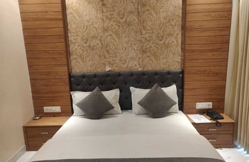 Jagatpura Hotel | Hotel Ekana