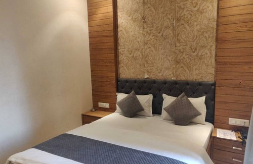 Jagatpura Hotel | Hotel Ekana