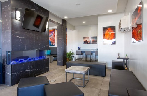 Flagstaff Hotel | Hotel Elev8 Flagstaff, Trademark Collection by Wyndham