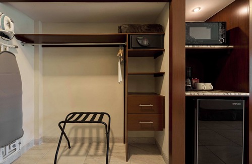 Zona Expo Hotel | Hotel Estancia Business Class