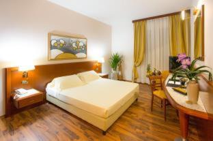 Roges Hotel | Hotel Europa