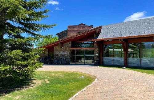 Soriguerola Hotel | Hotel Fontanals Golf