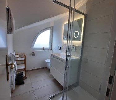 Wedel Hotel | Hotel Freihof am Roland