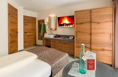 Vorderlanersbach Hotel | Hotel-Garni Jakober