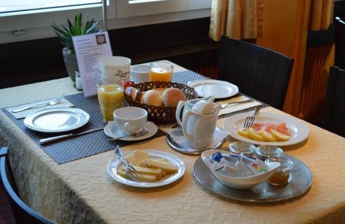 Unteriberg Hotel | Hotel Garni Rösslipost