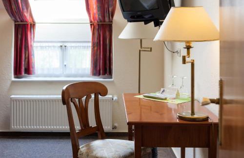Neustrelitz Hotel | Hotel Garni Schlossgarten