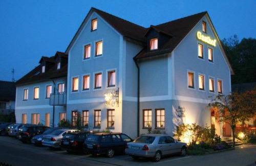 Pilsach Hotel | Hotel Gasthof am Schloß