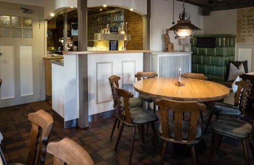 Behringersdorf House | Hotel-Gasthof Weisses Ross