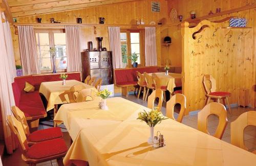 Obertraubling House | Hotel Gasthof Stocker