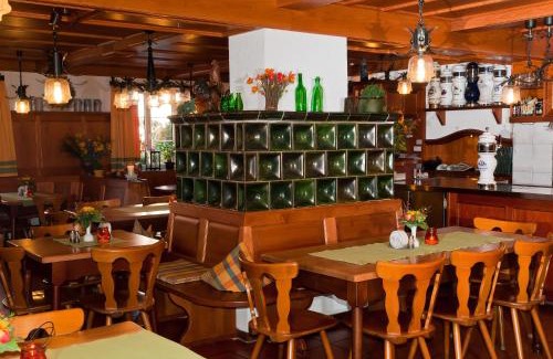 Obertraubling House | Hotel Gasthof Stocker