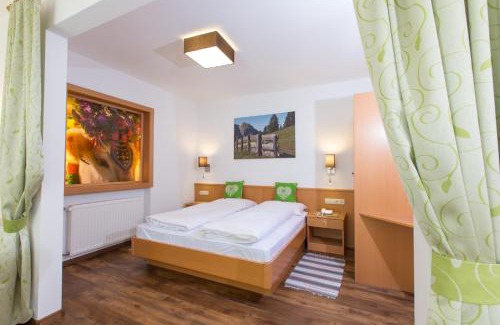 Villabassa Hotel | Hotel Gasthof Weiherbad