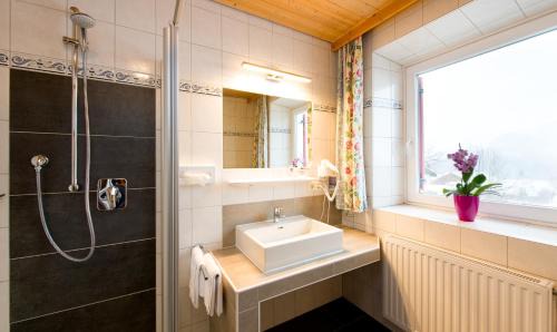 Pflach Hotel | Hotel Gasthof Zum Schwanen