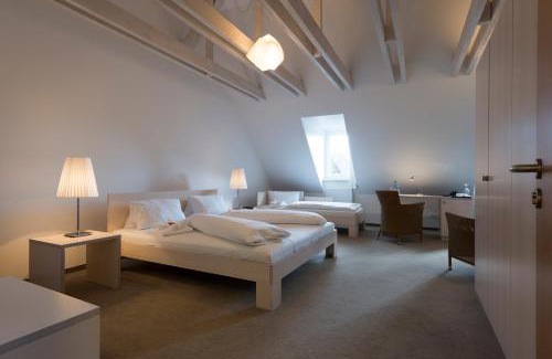 Schluesselfeld Hotel | Hotel Gasthof Zum Storch