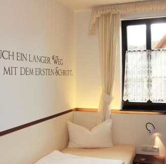 Suhl House | Hotel Goldener Hirsch