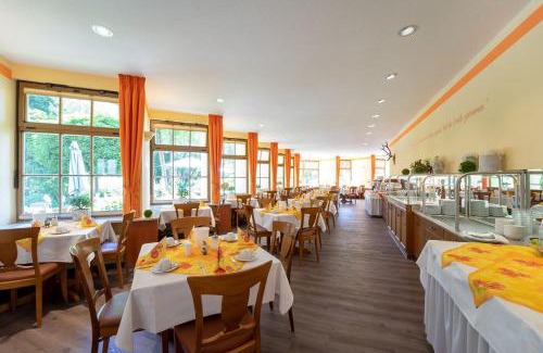 Suhl House | Hotel Goldener Hirsch