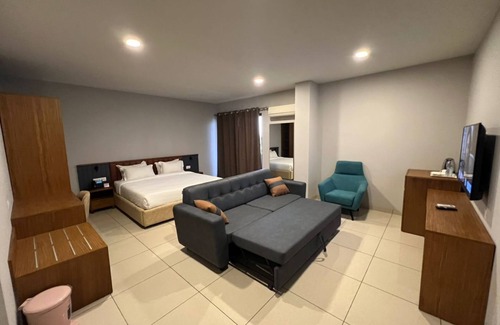 Gombe Hotel | HOTEL GOLF COAST
