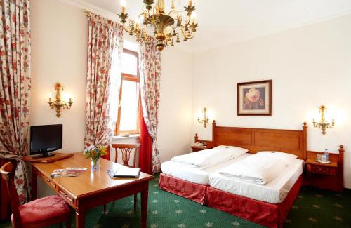 Aubing Hotel | Hotel Grünwald