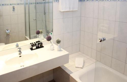 Wittenburg Hotel | Hotel Hamburg-Wittenburg van der Valk